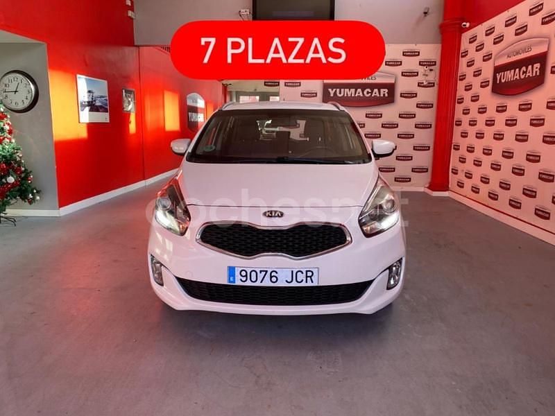 Blanco Usado 2015 Kia Carens Monovolumen | 5990 € (Buen precio) - Imagen 1/4