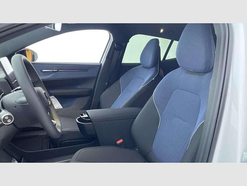 Usado Volvo EX30 Plus 200 kW (272 CV) 2024 Blanco SUV