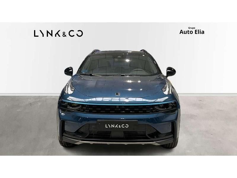 Begagnad Lynk & Co 01 261 HK (191 kW) 2023 Blå SUV