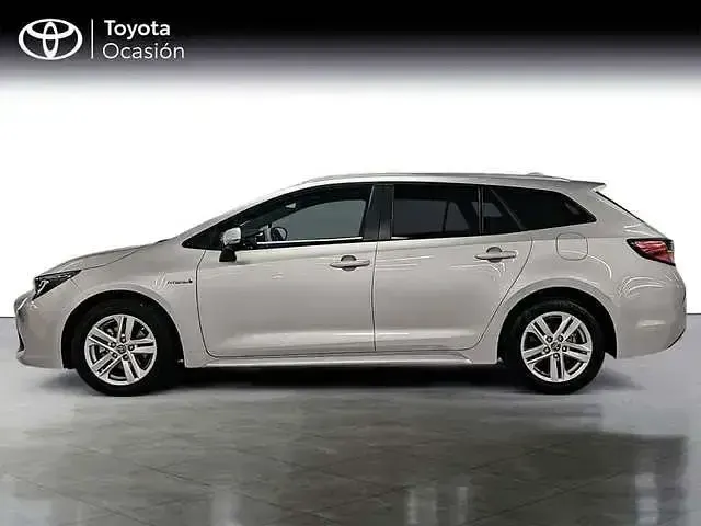 Usado Toyota Corolla Active 122 CV (89 kW) 2022 Gris Familiar