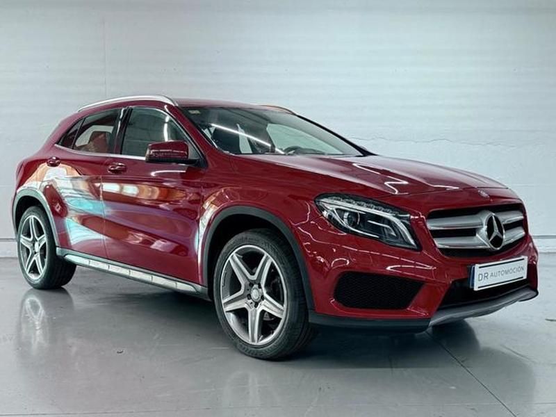 Rojo Usado 2016 Mercedes GLA200 AMG line SUV | 18.900 € (Precio justo) - Imagen 1/4