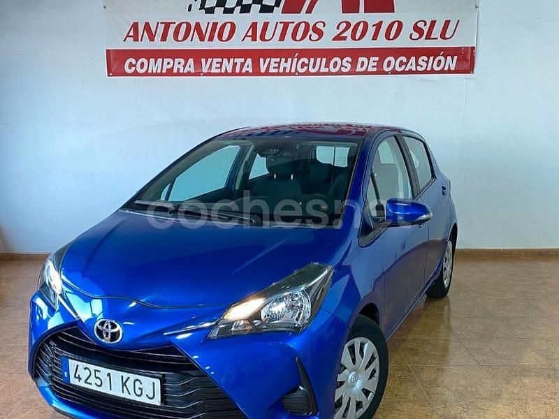Azul Usado 2017 Toyota Yaris Active Berlina | 11.900 € (Precio justo) - Imagen 1/4