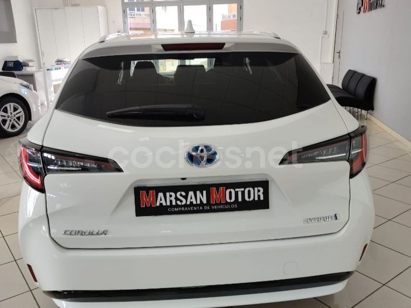 Usado Toyota Corolla Sport 122 CV (89 kW) 2020 Blanco Familiar