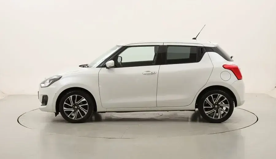 Usado Suzuki Swift GLX 83 CV (61 kW) 2023 Utilitario