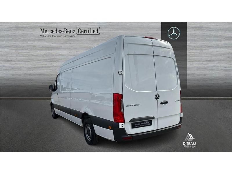 Usado Mercedes Sprinter 170 CV (125 kW) 2023 Blanco Van