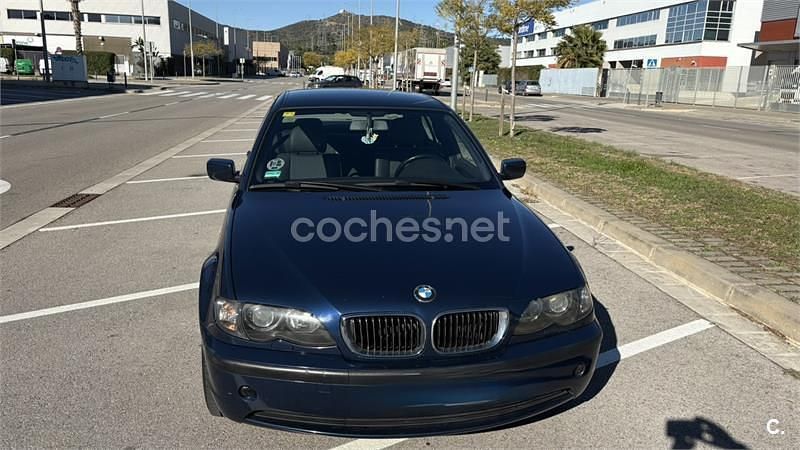 Azul Usado 2004 BMW 320 Berlina | 4650 € (Buen precio) - Imagen 1/4