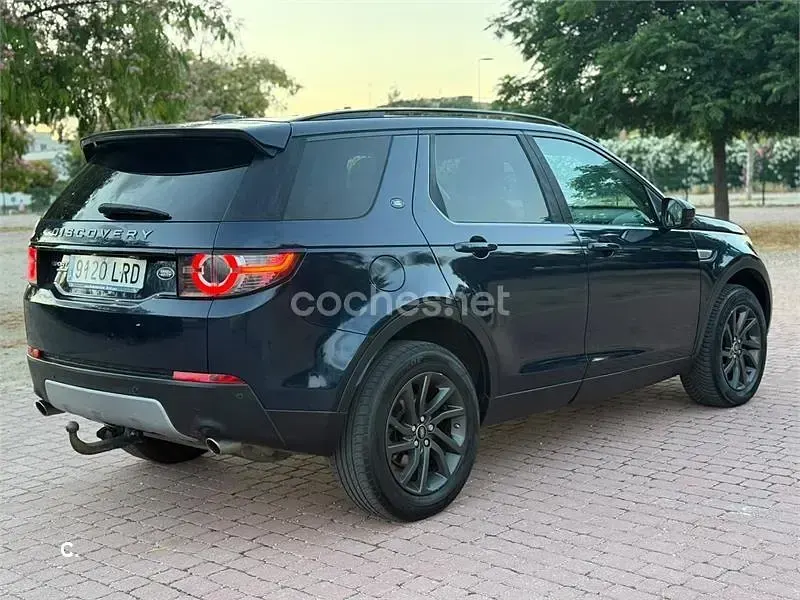 Usado Land Rover Discovery Sport SE 150 CV (110 kW) 2015 Azul SUV