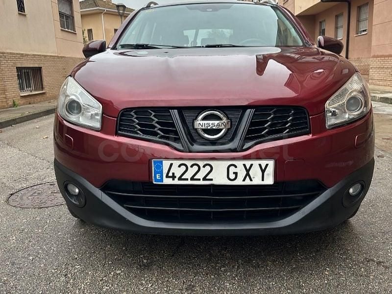 Granate Usado 2011 Nissan Qashqai +2 Premium Edition SUV | 5999 € (Buen precio) - Imagen 1/4