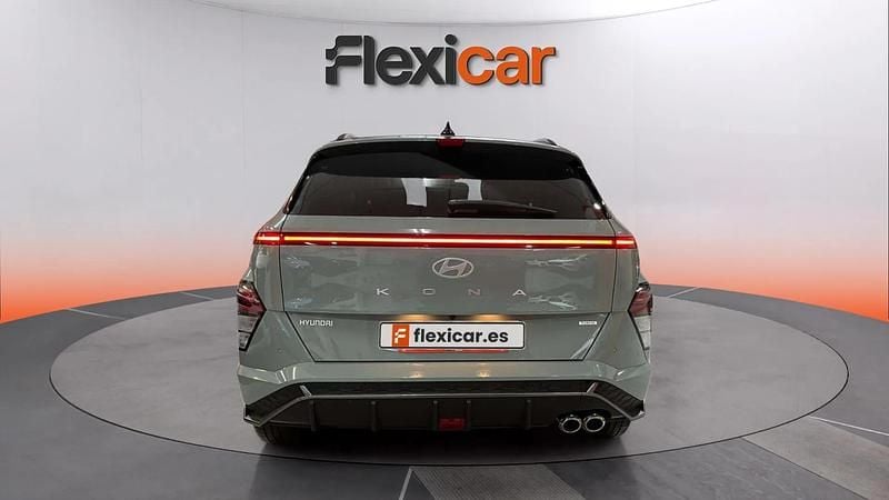 Usado Hyundai Kona N Line 141 CV (103 kW) 2024 Gris SUV