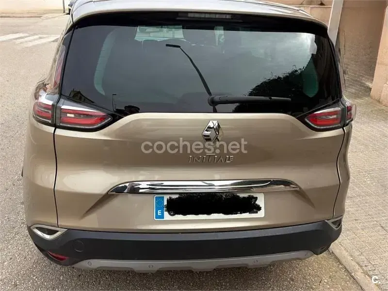 Usado Renault Espace Initiale 160 CV (117 kW) 2015 Beige Monovolumen