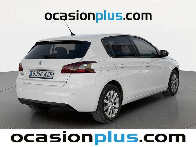 Usado Peugeot 308 Style 130 CV (95 kW) 2019 Blanco