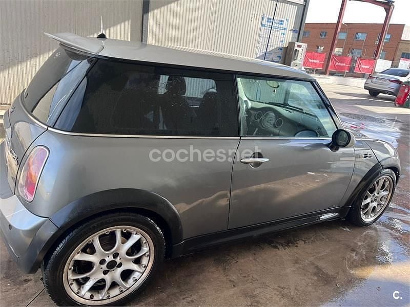Gris / plata Usado 2004 Mini Cooper S Utilitario | 5550 € (Buen precio) - Imagen 1/4