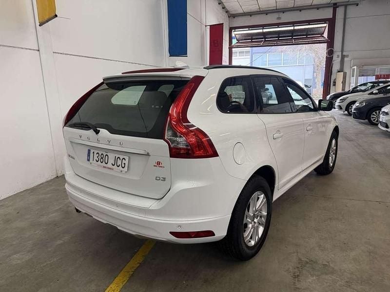 Occasion Volvo XC60 Kinetic 136 ch (100 kW) 2015 Blanc SUV