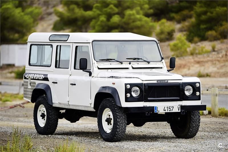 Usado Land Rover Defender 112 HP (82 kW) 1995 Branco SUV