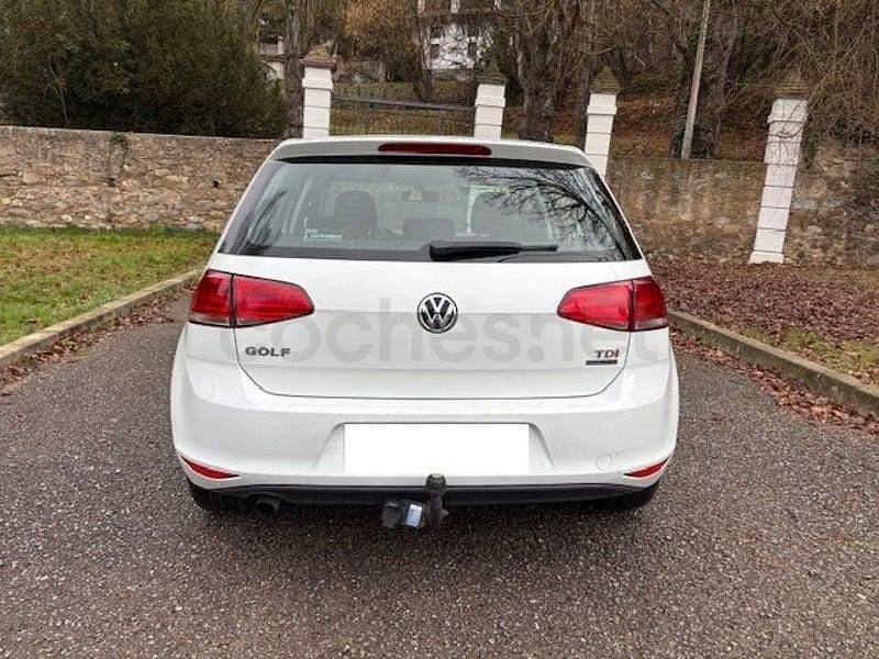 Usado VW Golf VII Advance 105 CV (77 kW) 2013 Blanco Berlina