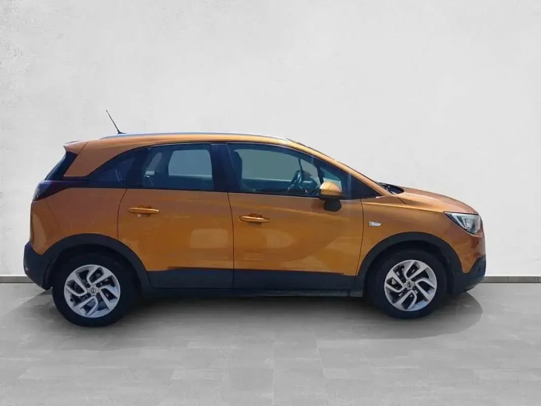 Usado Opel Crossland X Selective 82 CV (60 kW) 2017 Marrón SUV