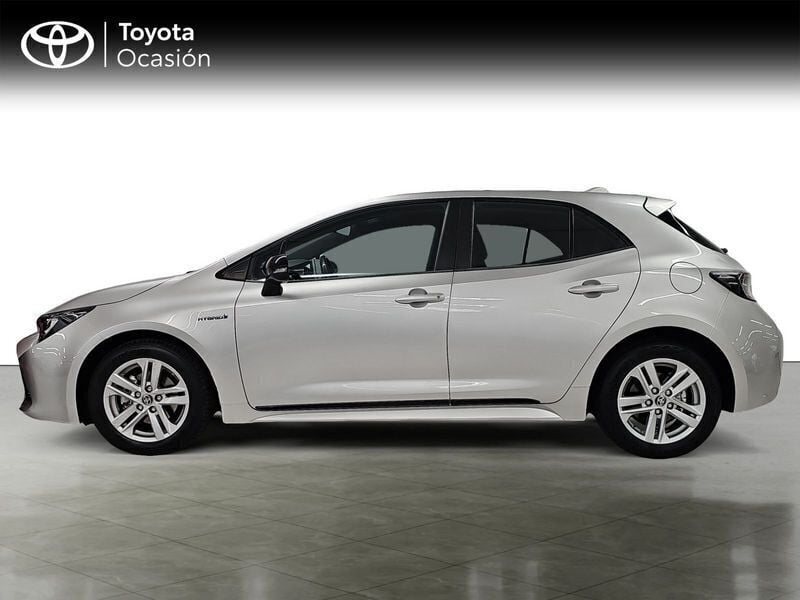 Usado Toyota Corolla Active 122 CV (89 kW) 2021 Plata