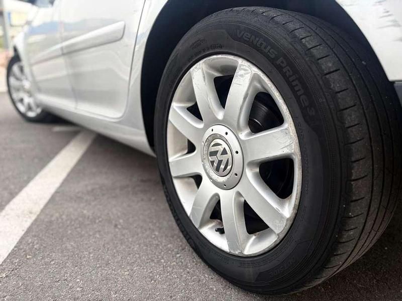 Usado VW Golf V GT 140 CV (102 kW) 2007 Gris Utilitario