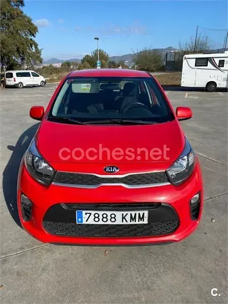 Usado Kia Picanto 67 CV (49 kW) 2018 Rojo Utilitario