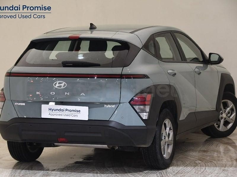 Usado Hyundai Kona 129 CV (94 kW) 2025 Verde SUV