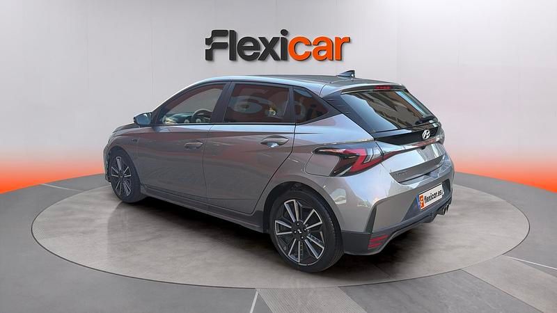 Usado Hyundai i20 N Line 84 CV (61 kW) 2022 Gris Utilitario
