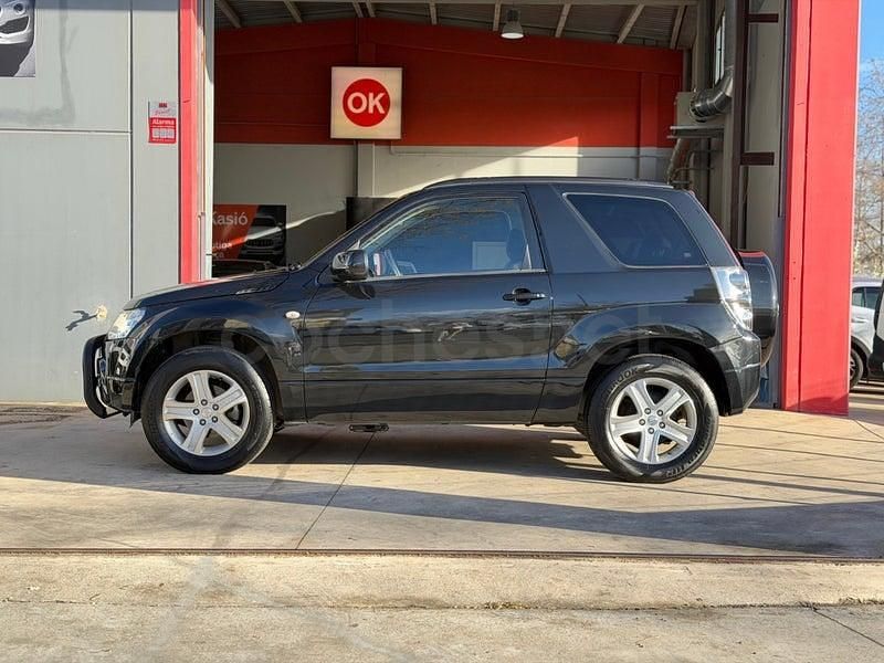 Usado Suzuki Grand Vitara 106 CV (77 kW) 2007 Negro SUV