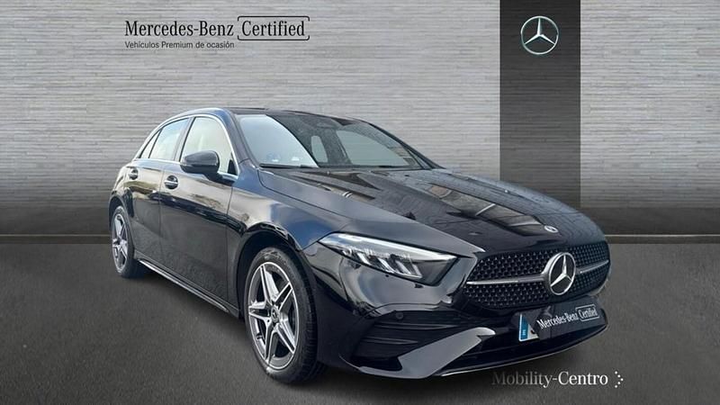 Usado Mercedes A250 163 CV (119 kW) 2024 Negro cosmos