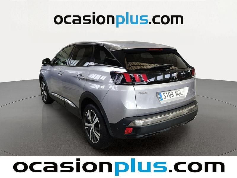 Usado Peugeot 3008 Allure 131 CV (96 kW) 2023 Gris SUV
