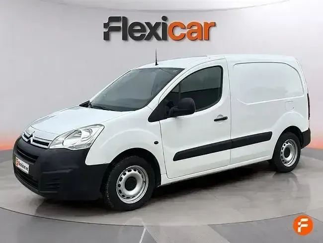 Usado Citroën Berlingo Live 75 CV (55 kW) 2018 Blanco Monovolumen