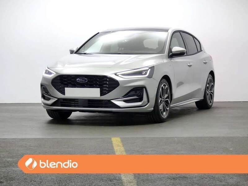 Plateado Usado 2023 Ford Focus ST-Line X Berlina | 22.870 € (Precio justo) - Imagen 1/4