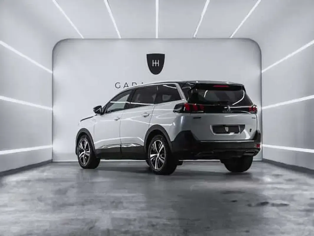 Usado Peugeot 5008 Allure 120 CV (88 kW) 2020 SUV