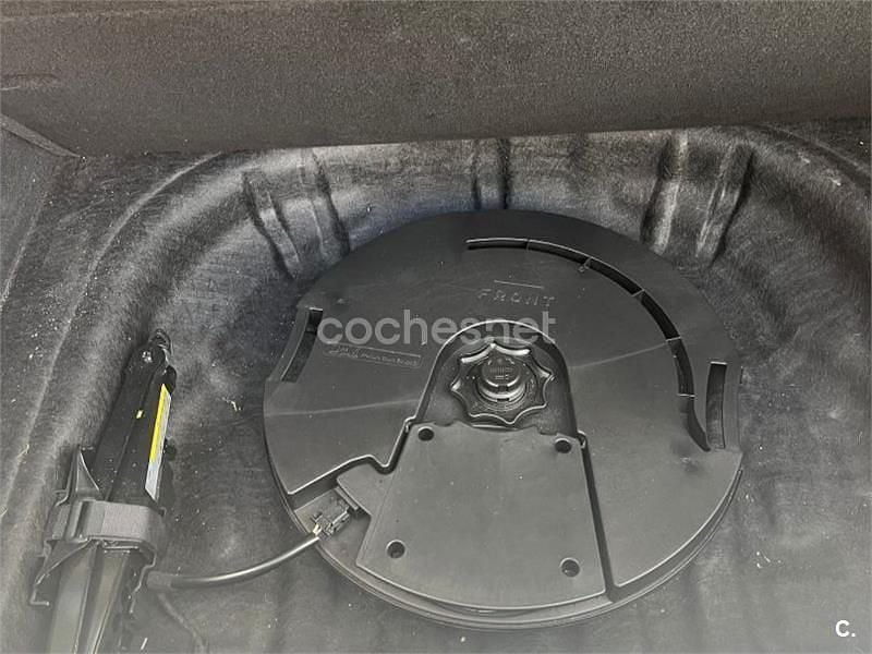 Usado Audi A3 Advanced 110 CV (80 kW) 2015 Gris / plata Berlina