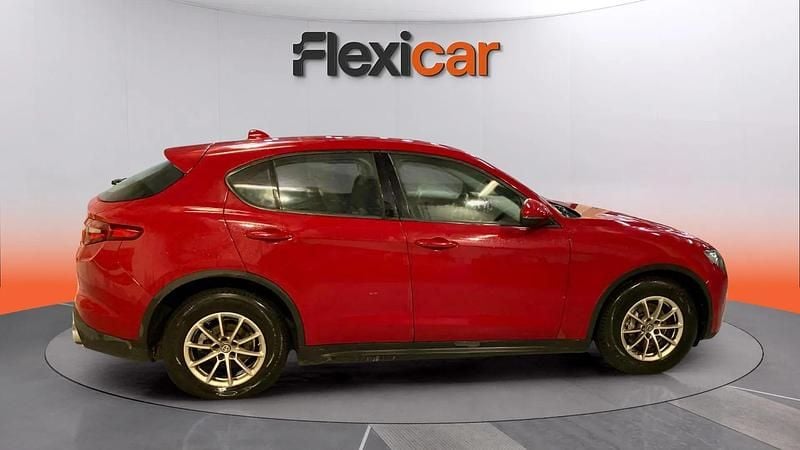 Usado Alfa Romeo Stelvio Executive 160 CV (117 kW) 2019 Rojo SUV