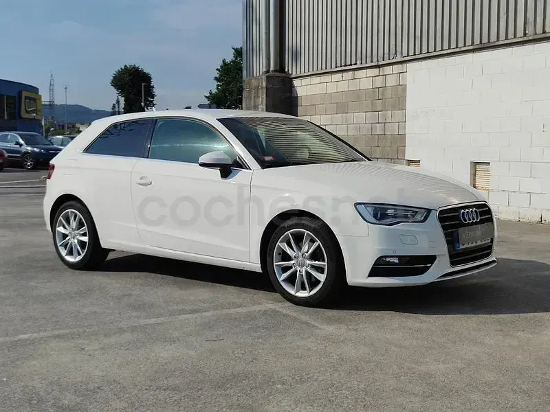 Usado Audi A3 110 CV (80 kW) 2016 Blanco Berlina