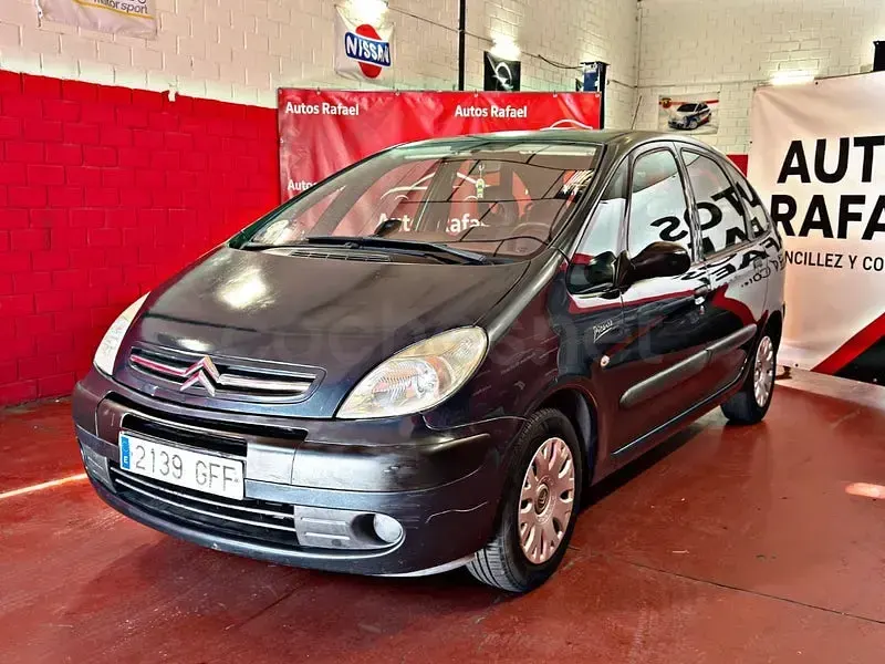 Usado Citroën Xsara Picasso 110 CV (80 kW) 2008 Negro Monovolumen