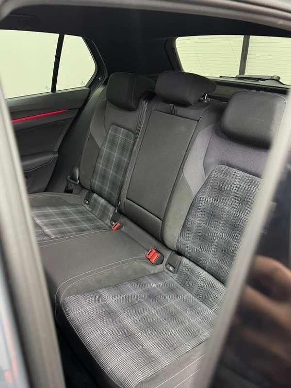 Usado VW Golf VIII GTD 200 CV (147 kW) 2022 Gris Utilitario