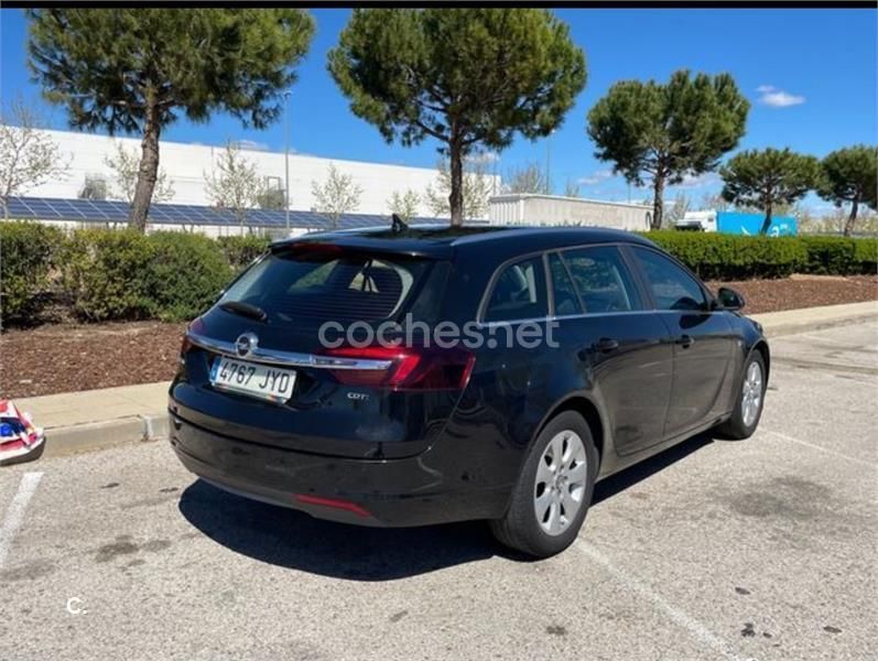 Usado Opel Insignia Business 136 CV (100 kW) 2017 Familiar