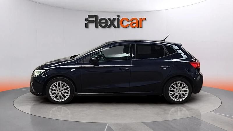 Usado Seat Ibiza FR 110 CV (80 kW) 2022 Azul Utilitario
