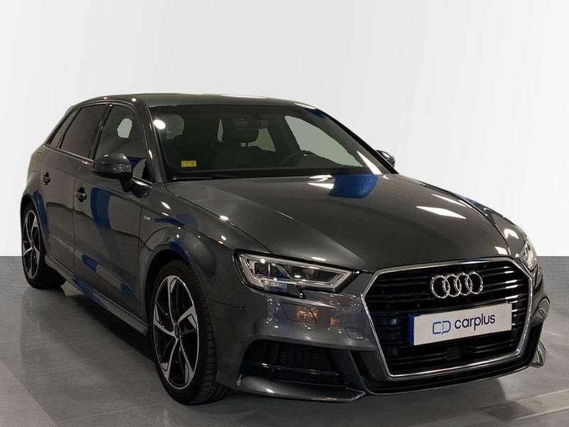 Usado Audi A3 S-Line 150 CV (110 kW) 2020 Gris Berlina