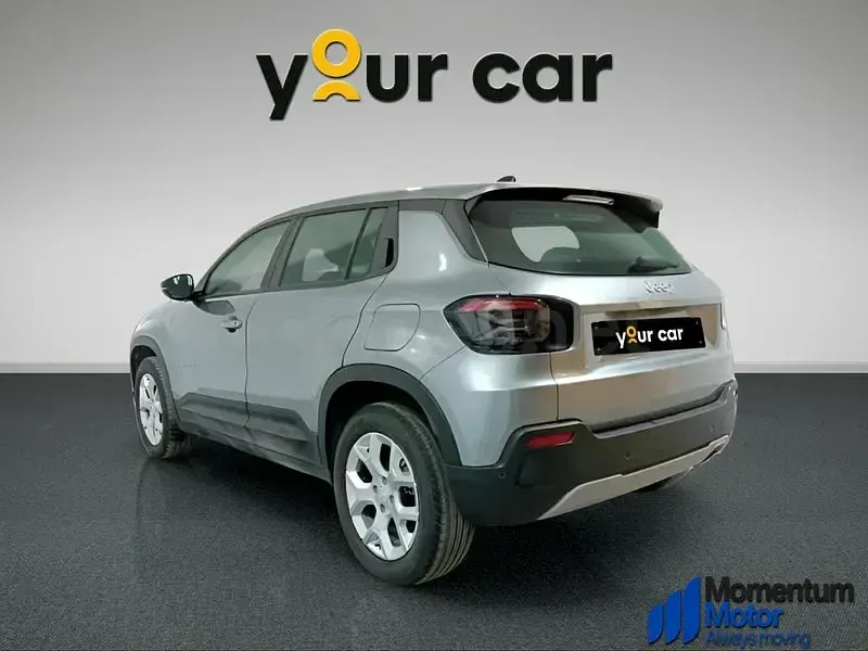Usado Jeep Avenger Altitude 100 CV (73 kW) 2024 Gris / plata SUV