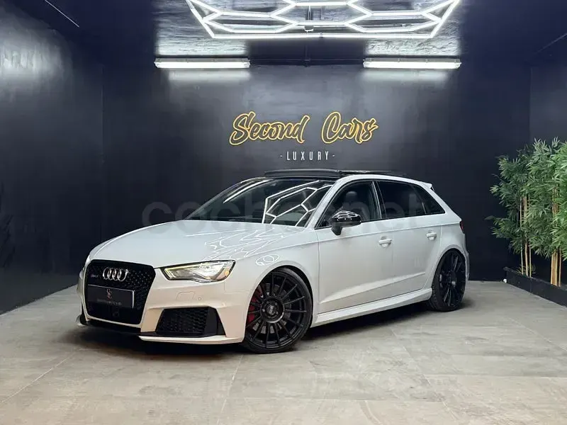 Usado Audi RS3 367 CV (269 kW) 2016 Blanco Berlina