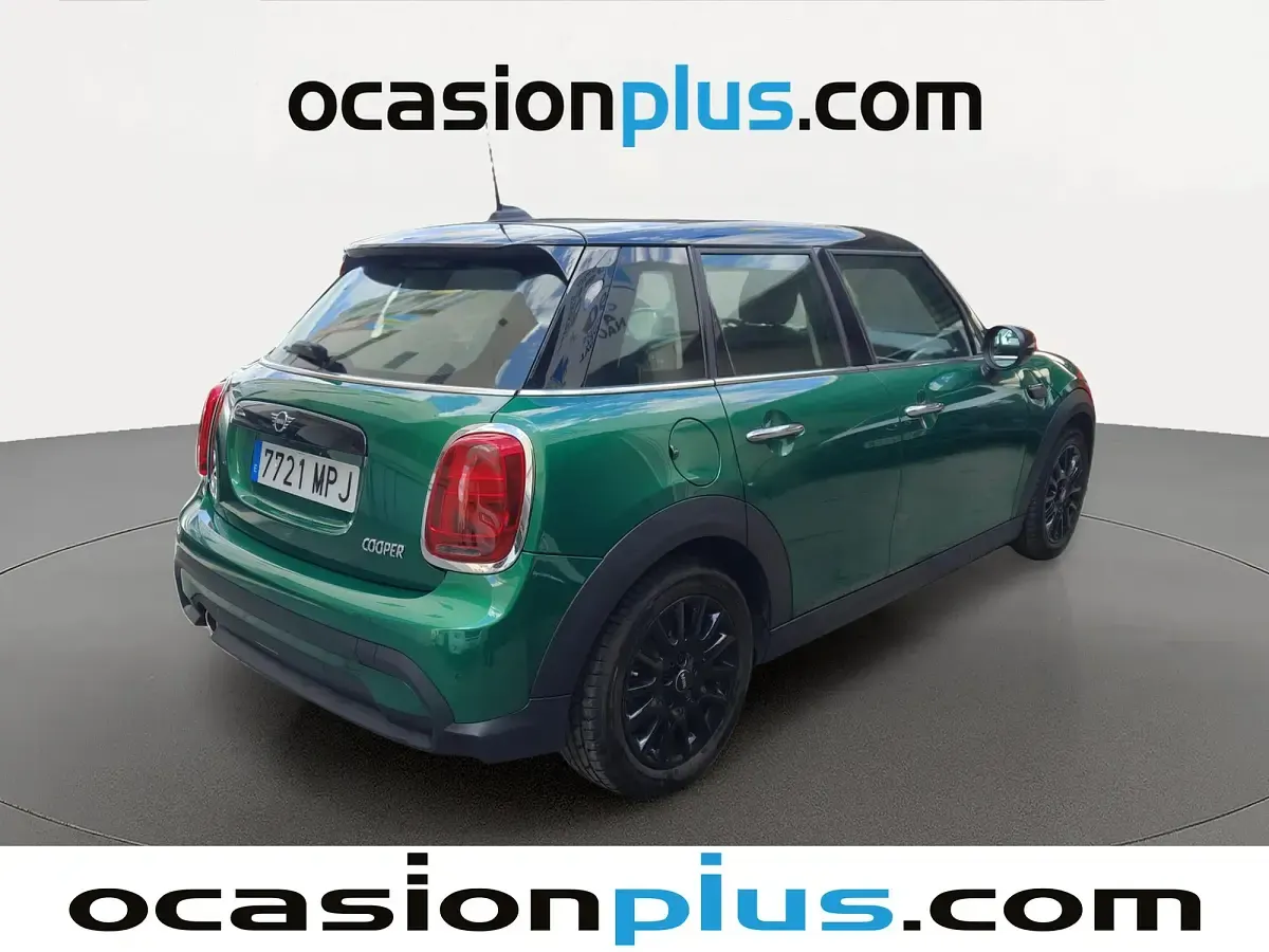 Usado Mini Cooper 136 CV (100 kW) 2024 Verde Utilitario