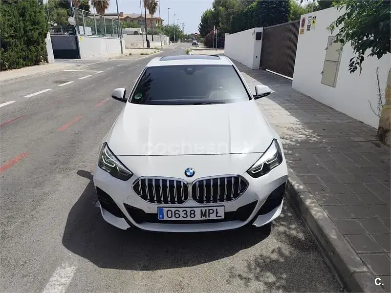 Usado BMW 218 Comfort Edition 136 CV (100 kW) 2024 Blanco Coupe