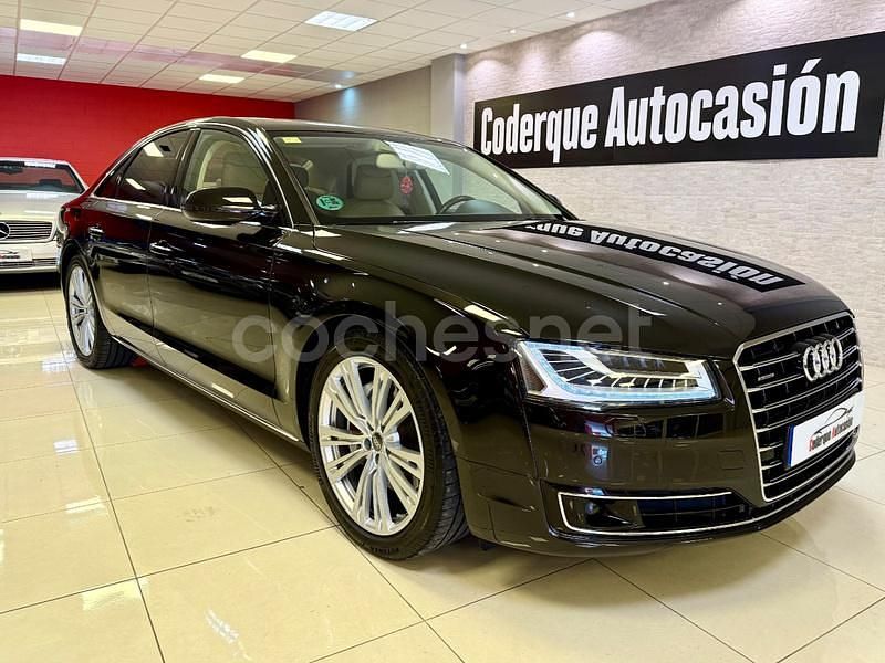 Negro Usado 2016 Audi A8 Comfort Berlina | 24.900 € - Imagen 1/4