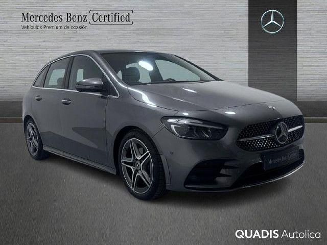 Usado Mercedes B200 AMG line 150 CV (110 kW) 2025 Gris montaña Monovolumen