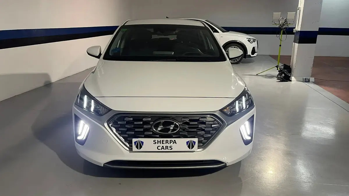 Usado Hyundai Ioniq 141 CV (103 kW) 2020 Blanco Utilitario