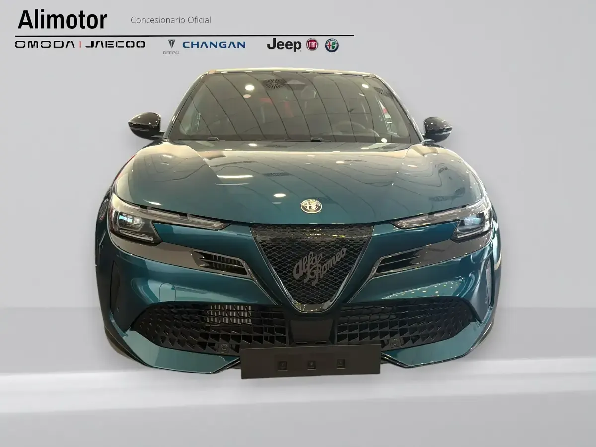 Nuevo Alfa Romeo Junior Ti 145 CV (106 kW) 2025 Verde SUV