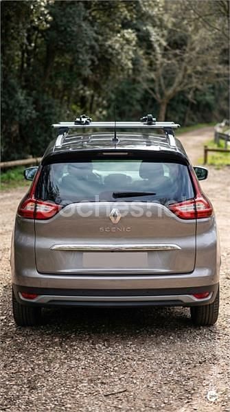 Usado Renault Scénic IV LIMITED 110 CV (80 kW) 2018 Gris / plata Monovolumen