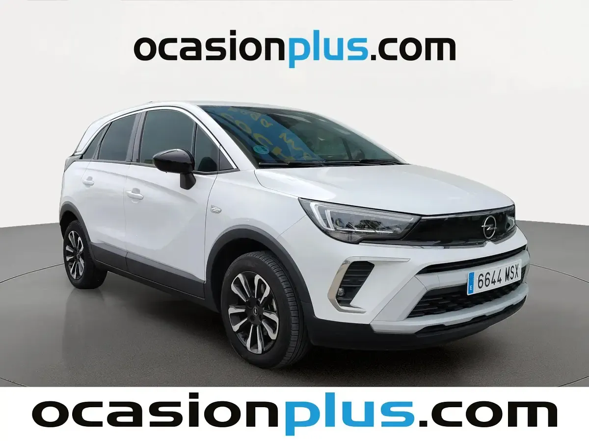 Usado Opel Crossland Elegance 110 CV (80 kW) 2024 Blanco SUV