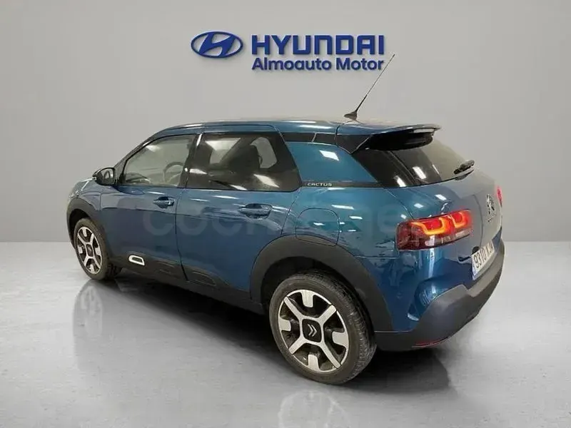 Usado Citroën C4 Feel 100 CV (73 kW) 2018 Azul Berlina